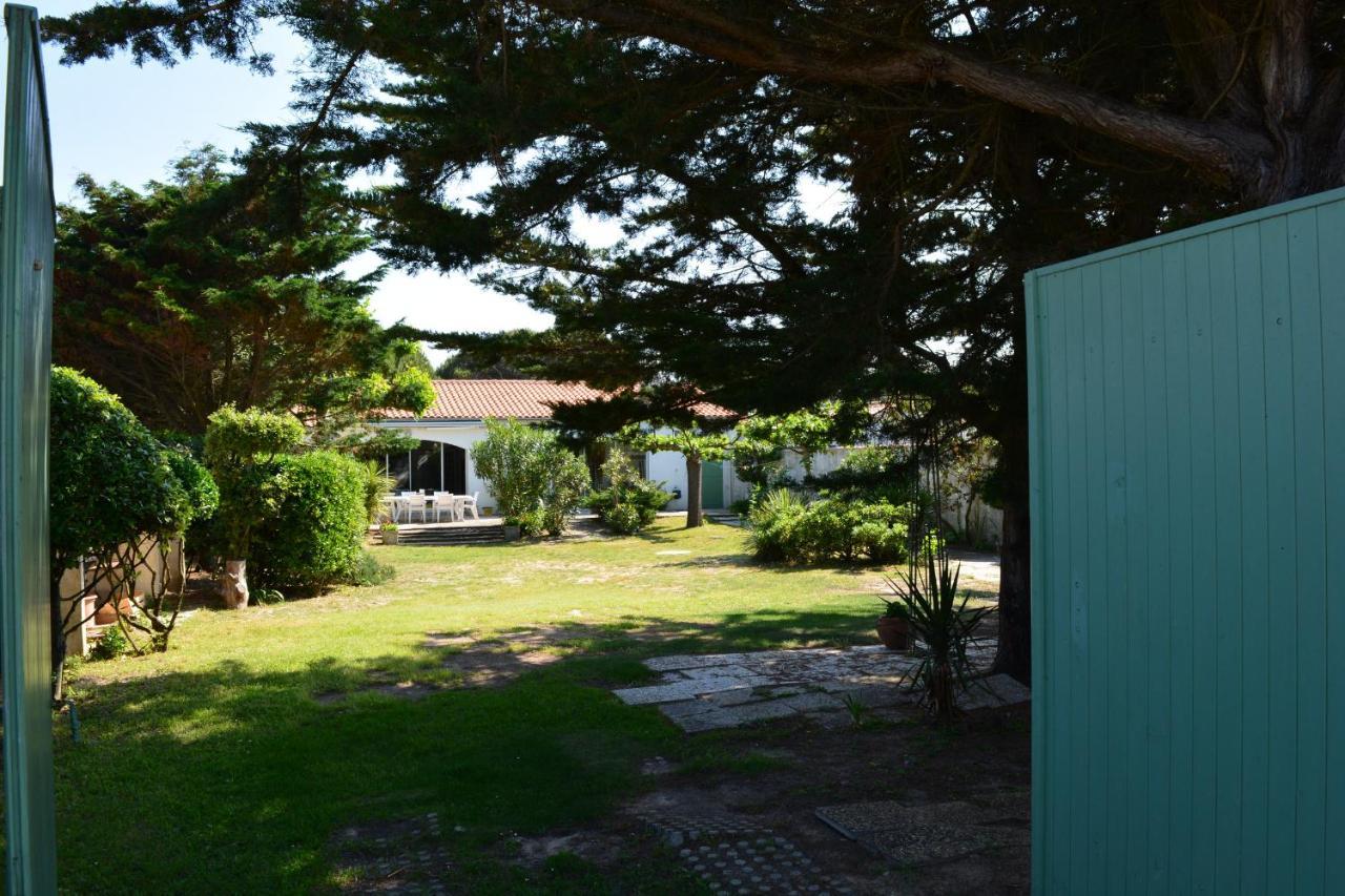 Holiday home Ravissante En Bord De Aux Grenettes
