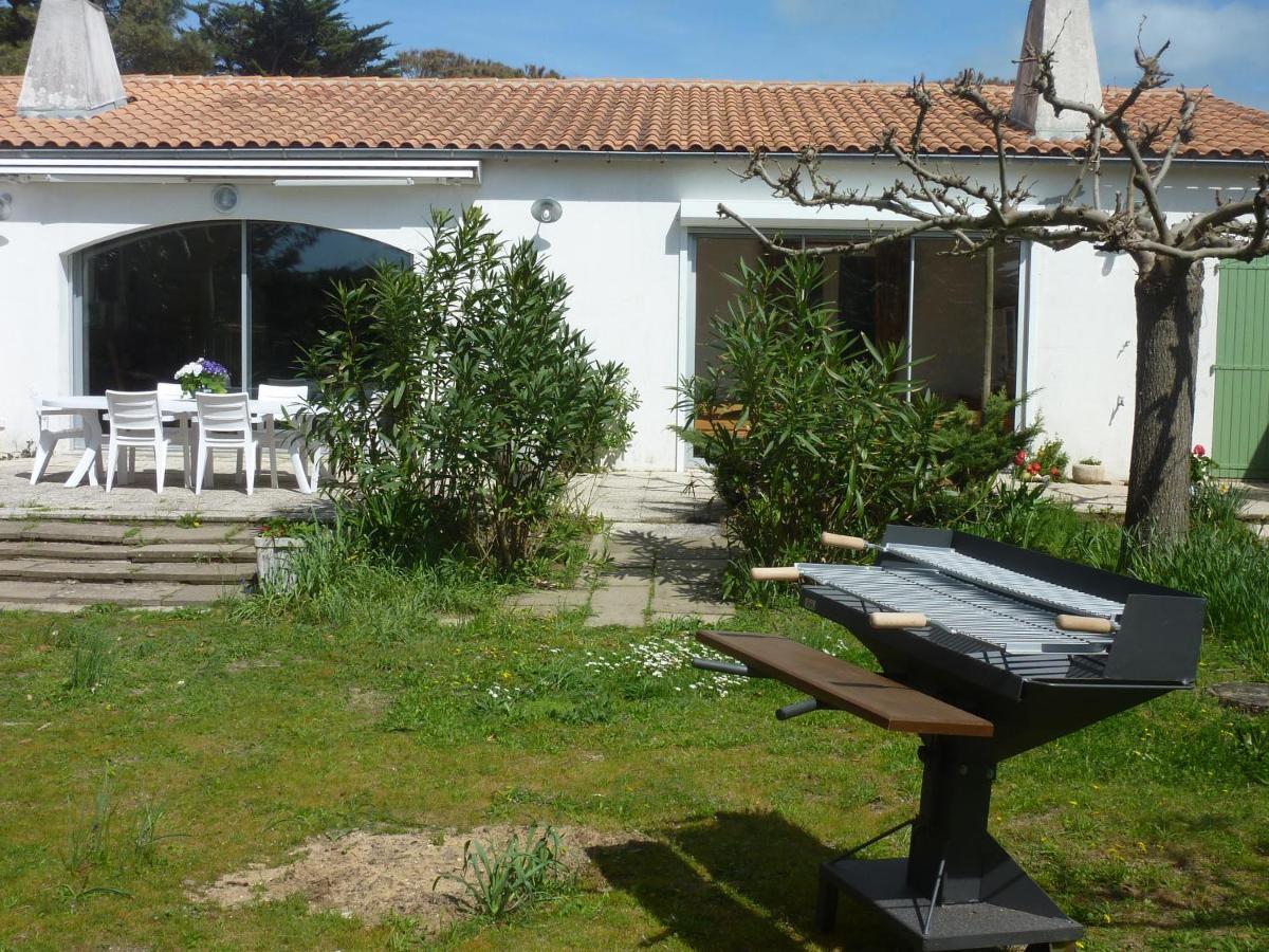 Holiday home Ravissante En Bord De Aux Grenettes Sainte-Marie-de-Re